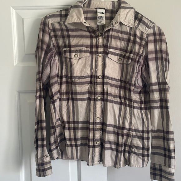 The North Face Tops - North face flannel button down women’s medium
